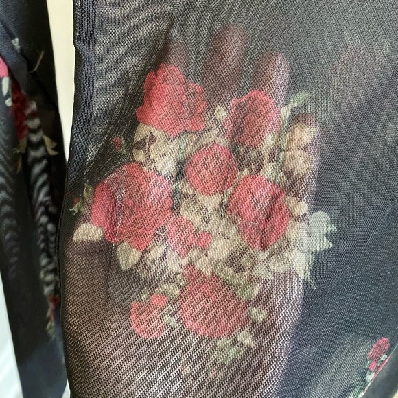 Floral Mesh Long Sleeve - Garage Size XS - Picture 6 of 6